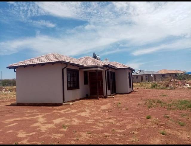 3 BEDROOM HOUSE FOR SALE IN SALFIN